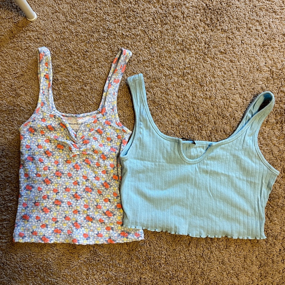 Lot of crop tops